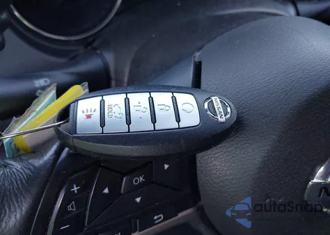 2017 Nissan Rogue Sv z USA, uszkodzony, nr VIN KNMAT2MVXHP512848